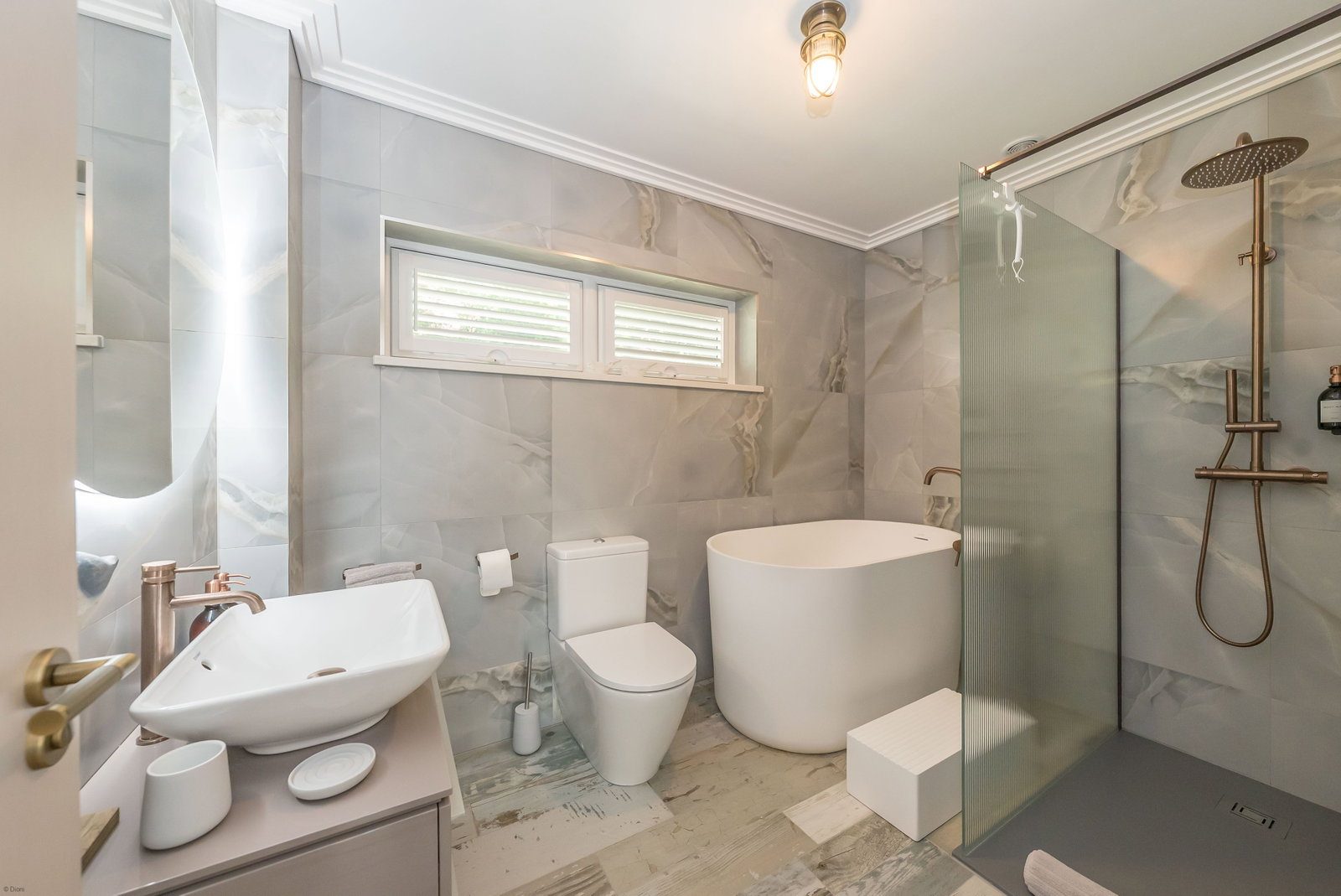 Main bathroom with Japanese soaking bath and walk-in shower